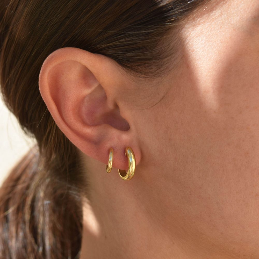 Emma hoops gold earrings alveare jewelry